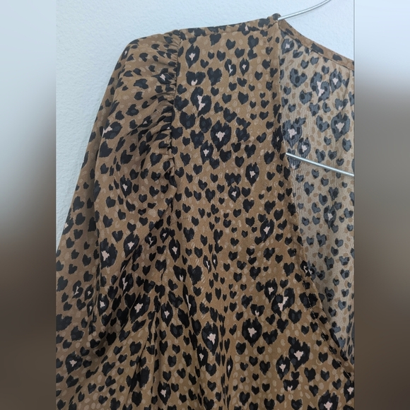 On 34th New Animal Printed Smocked Waist Tiered Mini Dress Brown V-neck Sleeves - Picture 6 of 12